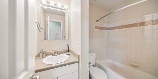 Rock Peak on Sunset Apartments Gallery 21