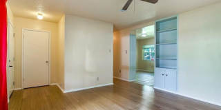 1703 Rockbridge Ter- spacious 3 bed ion a large lot, great central location. Gallery 11