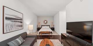 1717 Evanston Gallery 30