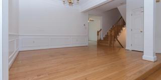 13559 FLOWERFIELD Gallery 3