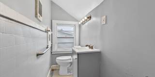 $1550 4 bedroom Gallery 19