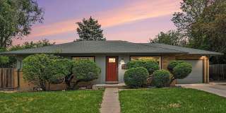 Spacious 5BR House in Denver Gallery 1