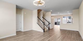 385 ENSEMBLE Way Gallery 7