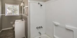 3162 Oak Forest Drive Gallery 6