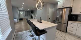 129 CLEARFIELD Avenue Gallery 12