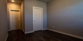 Charming 3-bedroom, 2-bathroom home located in the beautiful Pea Ridge, AR Gallery 21