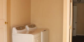 PRELEASING for AUGUST! Walk to Ball State! Spacious 4BR with Fenced Yard & Garage Gallery 8