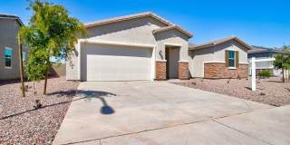 Newer 4 Bedroom, 2 Bathroom with Huge Backyard!!!  Great Kitchen with open Great Room!!!  2 Car Garage located in Highly sought after Oak Park!!!  Ready NOW for you!!! Gallery 36