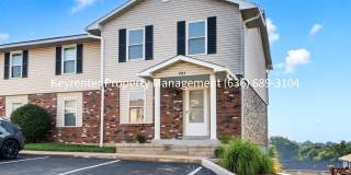Charming 2-Bedroom Condo Available for Rent in Saint Peters! Gallery 1