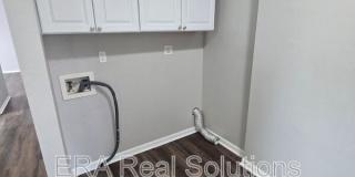 170 S HIGHLAND AVE Gallery 16