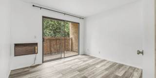 FALL IN LOVE with Highland Park Living! Gallery 12