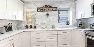 9040 WHITE SAGE LOOP Gallery 37