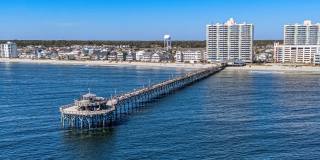 Coastal Living at its Best: Charming 3-Bedroom Near the Beach Gallery 16