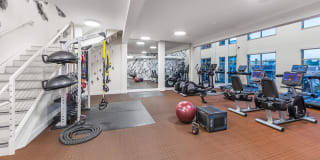 North at Totem Lake Apartments Gallery 14