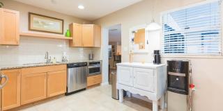 4206 W WISCONSIN AVENUE Gallery 11