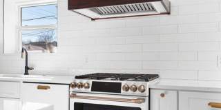 Sunny Two-Story Wash Park Bungalow Gallery 15