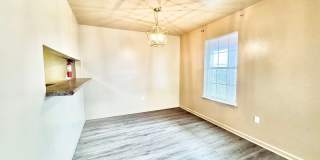 Three Bedroom Apartment with Spacious Dining and Living Area Gallery 4