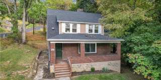 Private 3-Bedroom home in East Hills Gallery 1