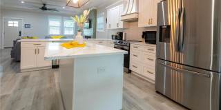 507 E PARIS STREET Gallery 8