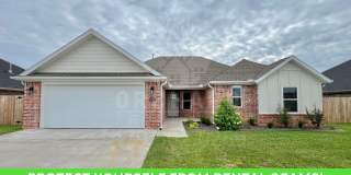 Tontitown- Single-Family Homes- Spacious Hickorywood Plan Gallery 1