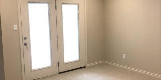 1513 Club Dr Gallery 16