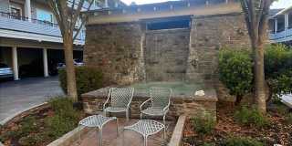 Must see! 1 bedroom + Office/bonus room in Ashland's Mountian Meadows 55+ Community! Gallery 1