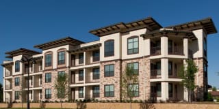 AMLI at Escena Gallery 17