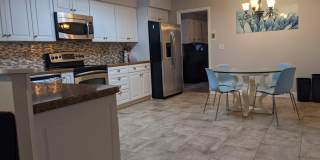 1304 Franklin Avenue Gallery 9