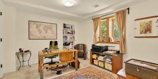 3111 CHAIN BRIDGE Road NW Gallery 58