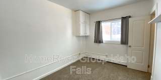 172 E 2nd S Gallery 8