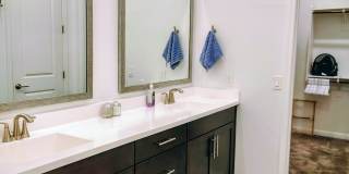 522 S 197th Ln Gallery 13