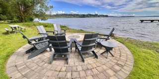 Rare Kirkland Condo on the Juanita Waterfront! Available August 1st, 2026! Gallery 1