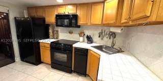 10044 SW 77th Ct Gallery 3