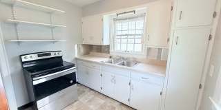 NOW SHOWING: 2 Bedroom/ 1.5 Bathroom located at 108 S 8th St. in Beech Grove, IN. NOW SHOWING: 2 Bedroom/ 1.5 Bathroom located at 108 S 8th St. in Beech Grove, IN. Gallery 13