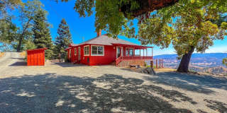 Gated Napa Hillside Retreat with Beautiful Views Gallery 1