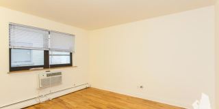 509 W Briar Pl Gallery 8