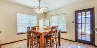 Beautiful 1-story southwestern-style home in west El Paso Gallery 37