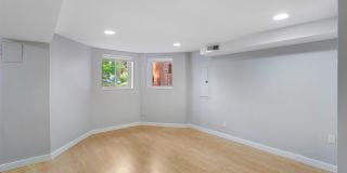 1311 E CAPITOL Street SE Gallery 41