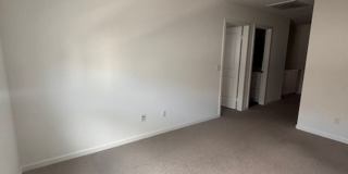 Welcome home to this beautiful Murrieta Town Home! Gallery 38