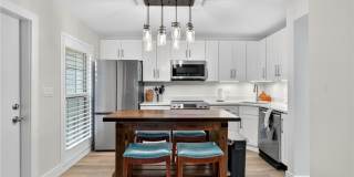 1215 Edington Pl Gallery 21