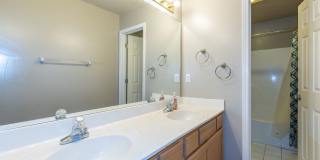 5 Bed / 2.5 Bath in South Tulsa! Gallery 29