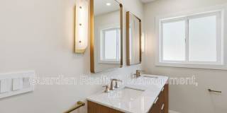 6819 E. Paradise Parkway Gallery 17