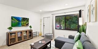 105 SE 2nd Street Gallery 6