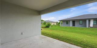 736-738 Gilbert Avenue S Gallery 50