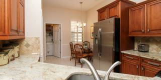 ** THE VINEYARDS SEASONAL ** 2 BED PLUS A DEN\2 BATH 2ND FLOOR COACH HOME READY FOR YOU ** VACATION READY HOME ** Gallery 30