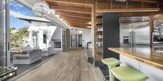 7275 Mulholland Dr Gallery 7