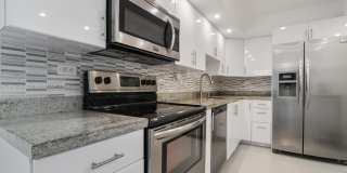 20355 NE 34th Ct Gallery 5