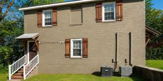 312 North Jefferson Street Northeast Unit B Gallery 1