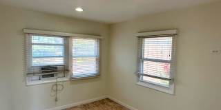 Charming 2+1 PDR hills home w/ large lot. Jacuzzi, decks, fireplace, view, walk to the beach! Gallery 7