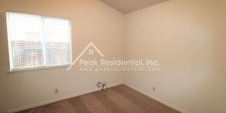 Nice 3bd/2ba House with 2 Car Garage near Bell & Rio Linda Blvd Gallery 16